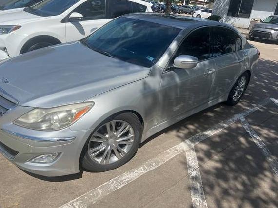 HYUNDAI GENESIS 2012 KMHGC4DD2CU200798 image