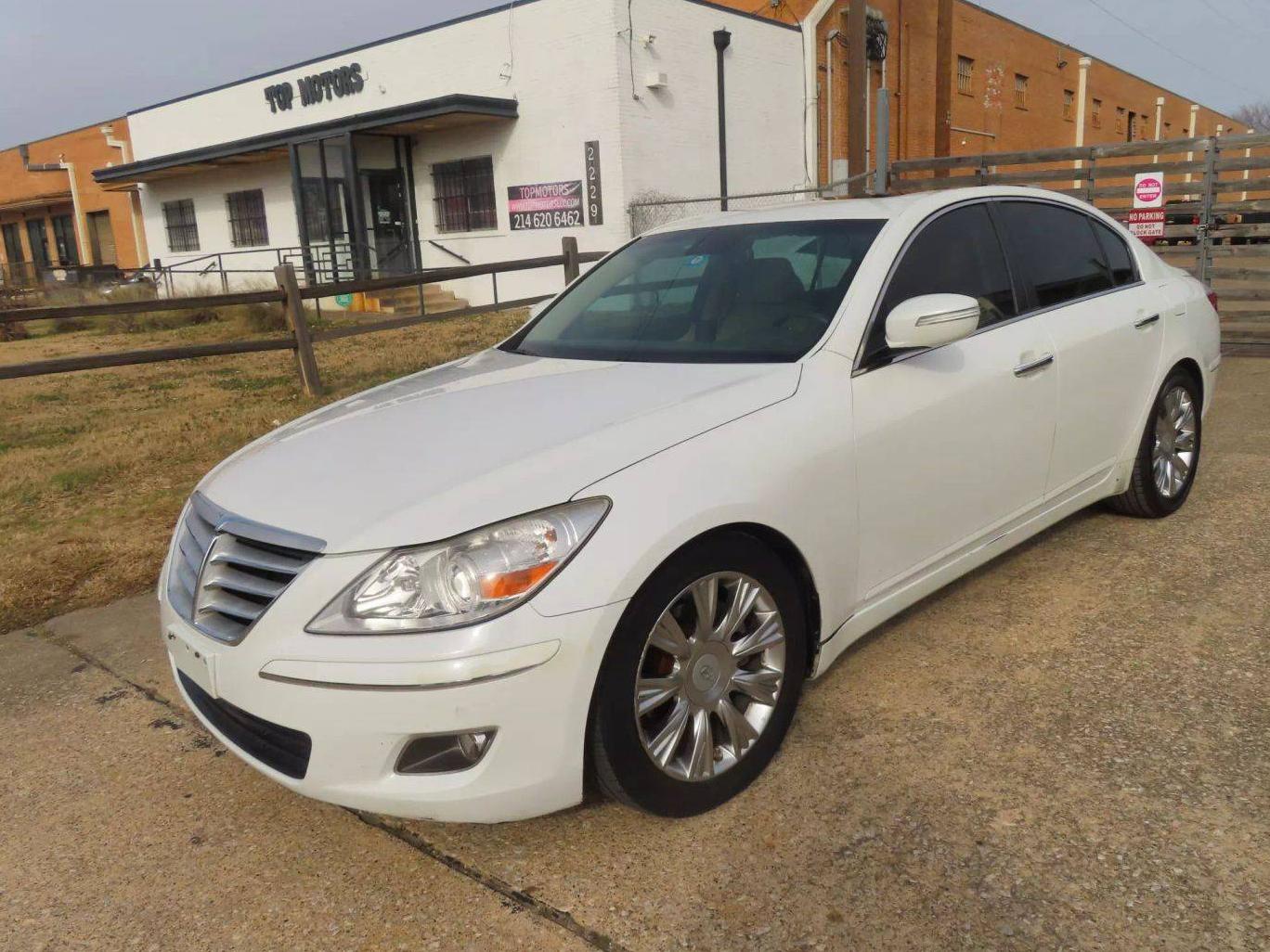 HYUNDAI GENESIS 2011 KMHGC4DE1BU143291 image