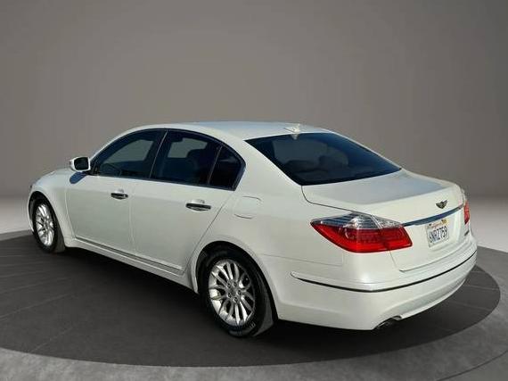 HYUNDAI GENESIS 2011 KMHGC4DE9BU113570 image
