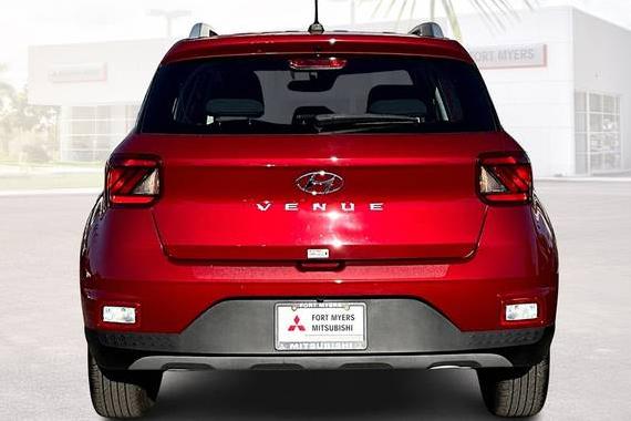 HYUNDAI VENUE 2024 KMHRC8A3XRU310342 image