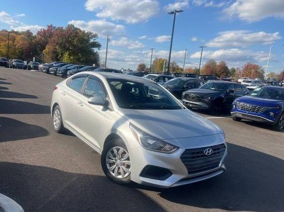 HYUNDAI ACCENT 2018 3KPC24A37JE026904 image