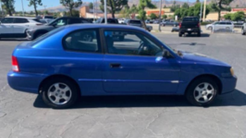 HYUNDAI ACCENT 2002 KMHCG35C62U174014 image