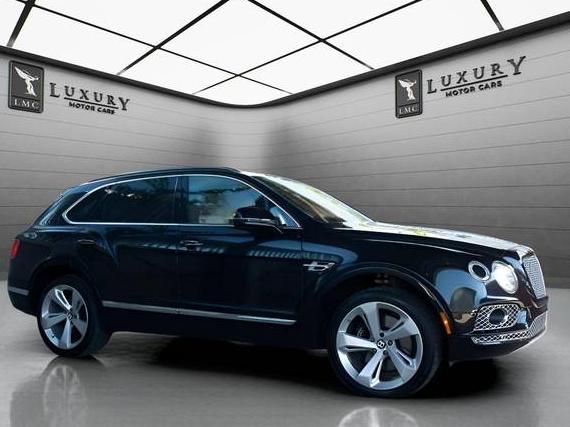 BENTLEY BENTAYGA 2017 SJAAC2ZV7HC015516 image BENTLEY BENTAYGA 2017 SJAAC2ZV7HC015516 image
