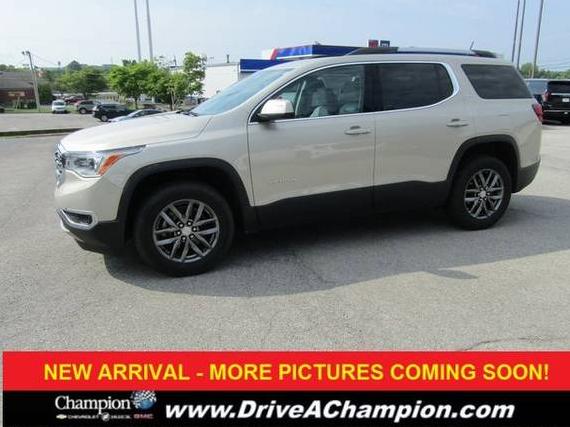 GMC ACADIA 2017 1GKKNMLS7HZ196402 image