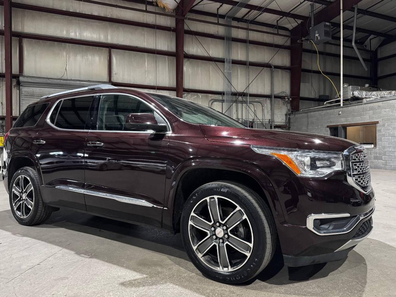 GMC ACADIA 2017 1GKKNPLS6HZ187160 image