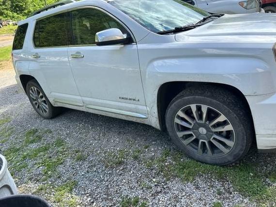 GMC TERRAIN 2017 2GKFLVE31H6174393 image