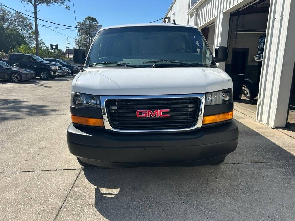 GMC SAVANA 2023 1GTW7AFP1P1159484 image