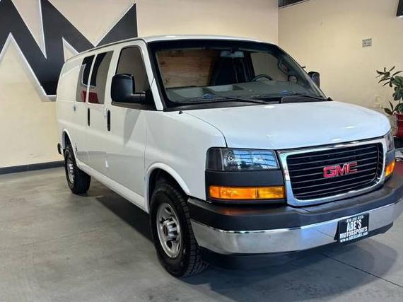 GMC SAVANA 2018 1GTW7AFG8J1902309 image
