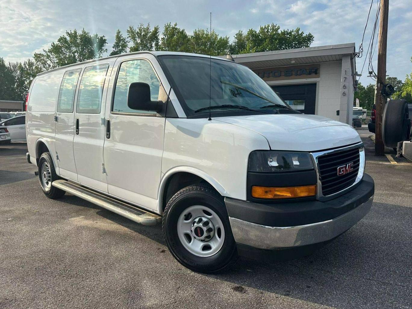 GMC SAVANA 2022 1GTW7AFP1N1147350 image