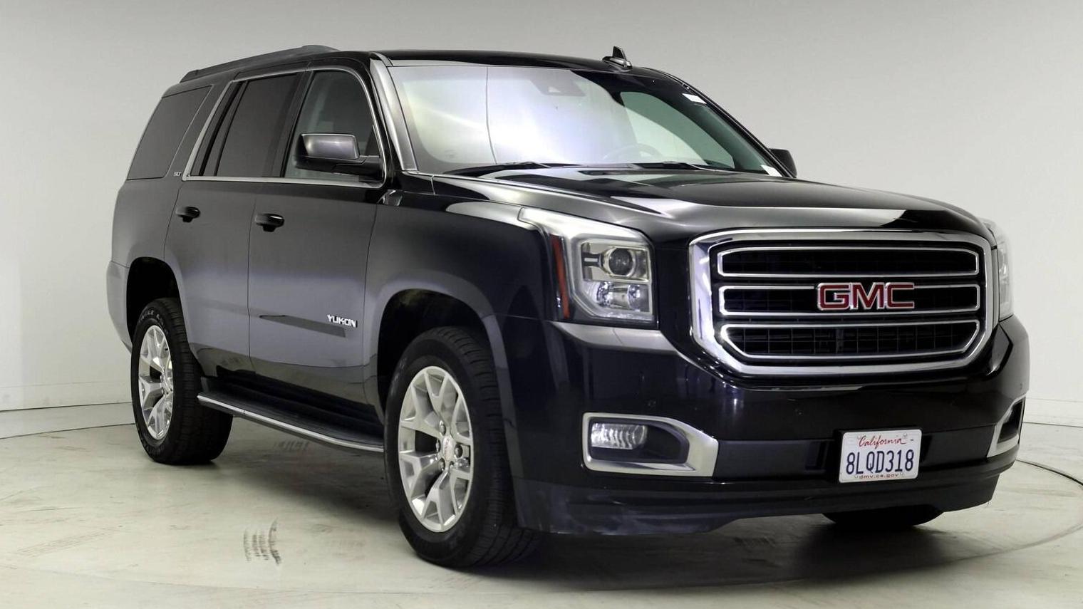 GMC YUKON 2019 1GKS1DKC5KR368360 image