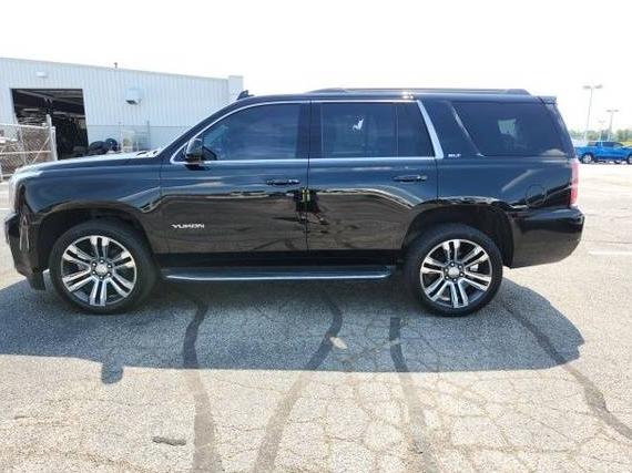 GMC YUKON 2018 1GKS2BKCXJR189523 image