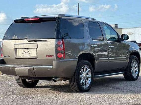 GMC YUKON 2013 1GKS2EEF3DR283030 image