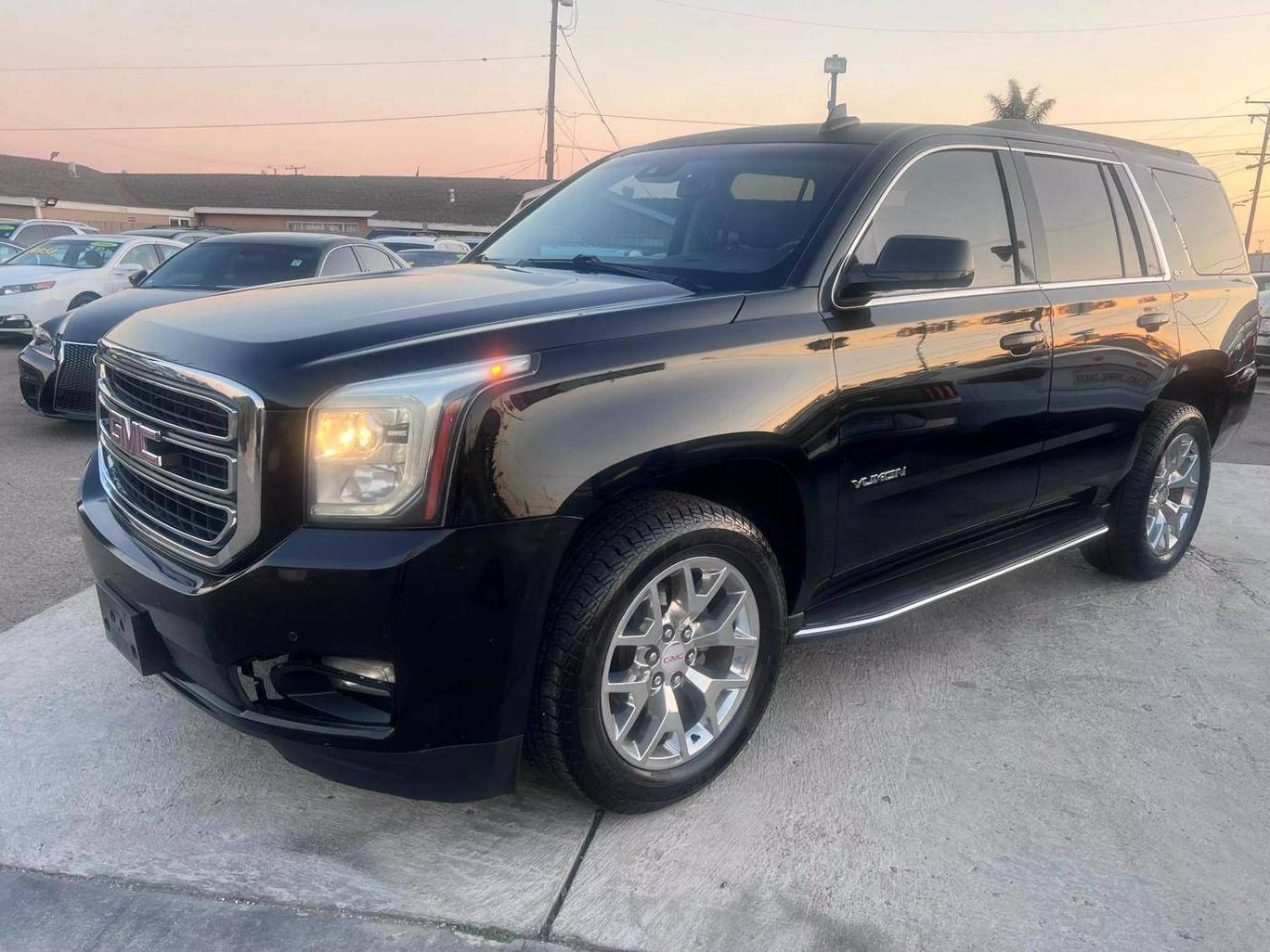 GMC YUKON 2015 1GKS1BKCXFR631744 image