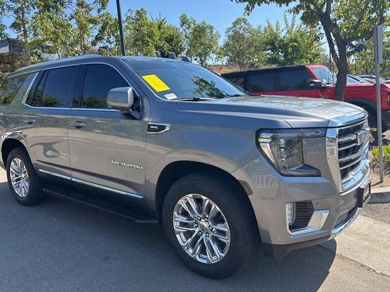 GMC YUKON 2022 1GKS2BKD8NR245487 image