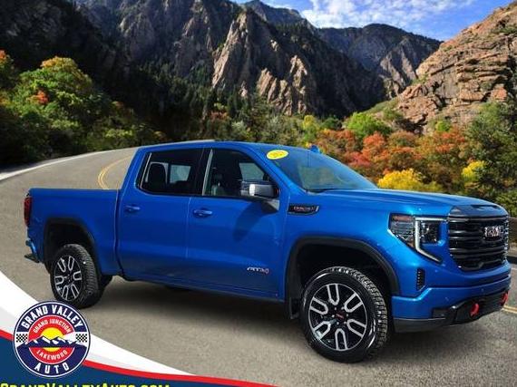 GMC SIERRA 2023 1GTUUEEL1PZ130672 image