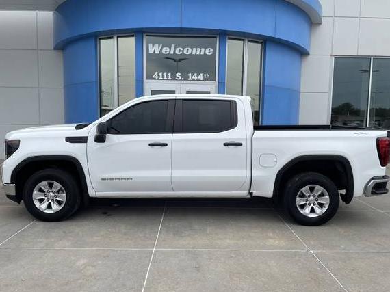 GMC SIERRA 2023 1GTUUAED9PZ287688 image