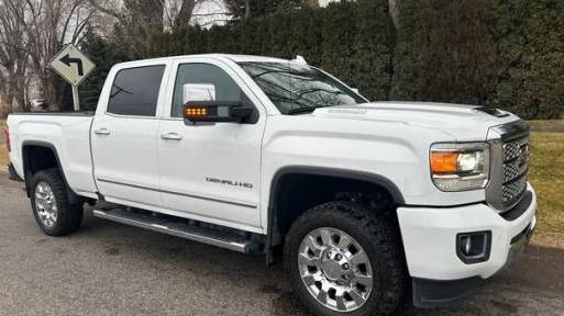 GMC SIERRA 2018 1GT12UEY7JF290014 image