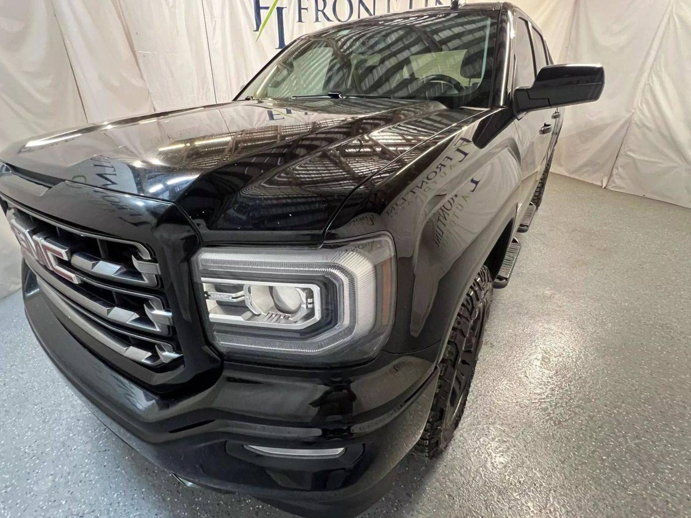 GMC SIERRA 2018 3GTU2NEC7JG465030 image