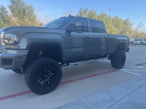 GMC SIERRA 2018 1GT12UEY7JF132482 image