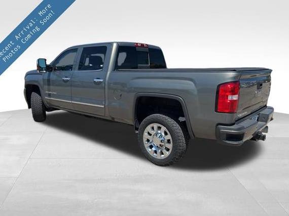 GMC SIERRA 2018 1GT12UEY1JF126905 image