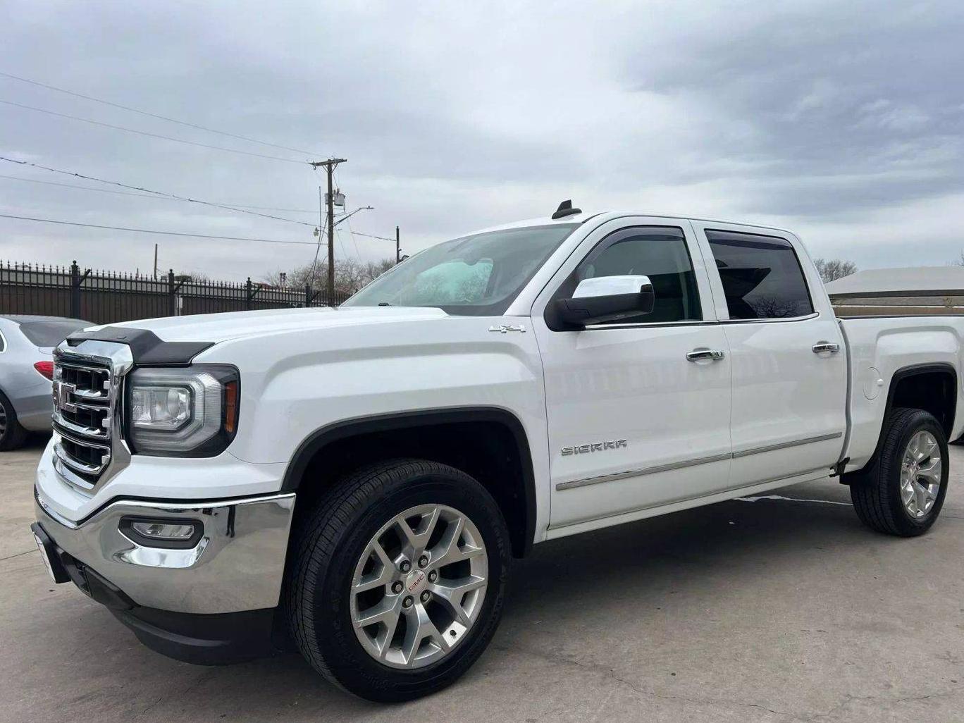 GMC SIERRA 2018 3GTU2NEJ8JG551851 image