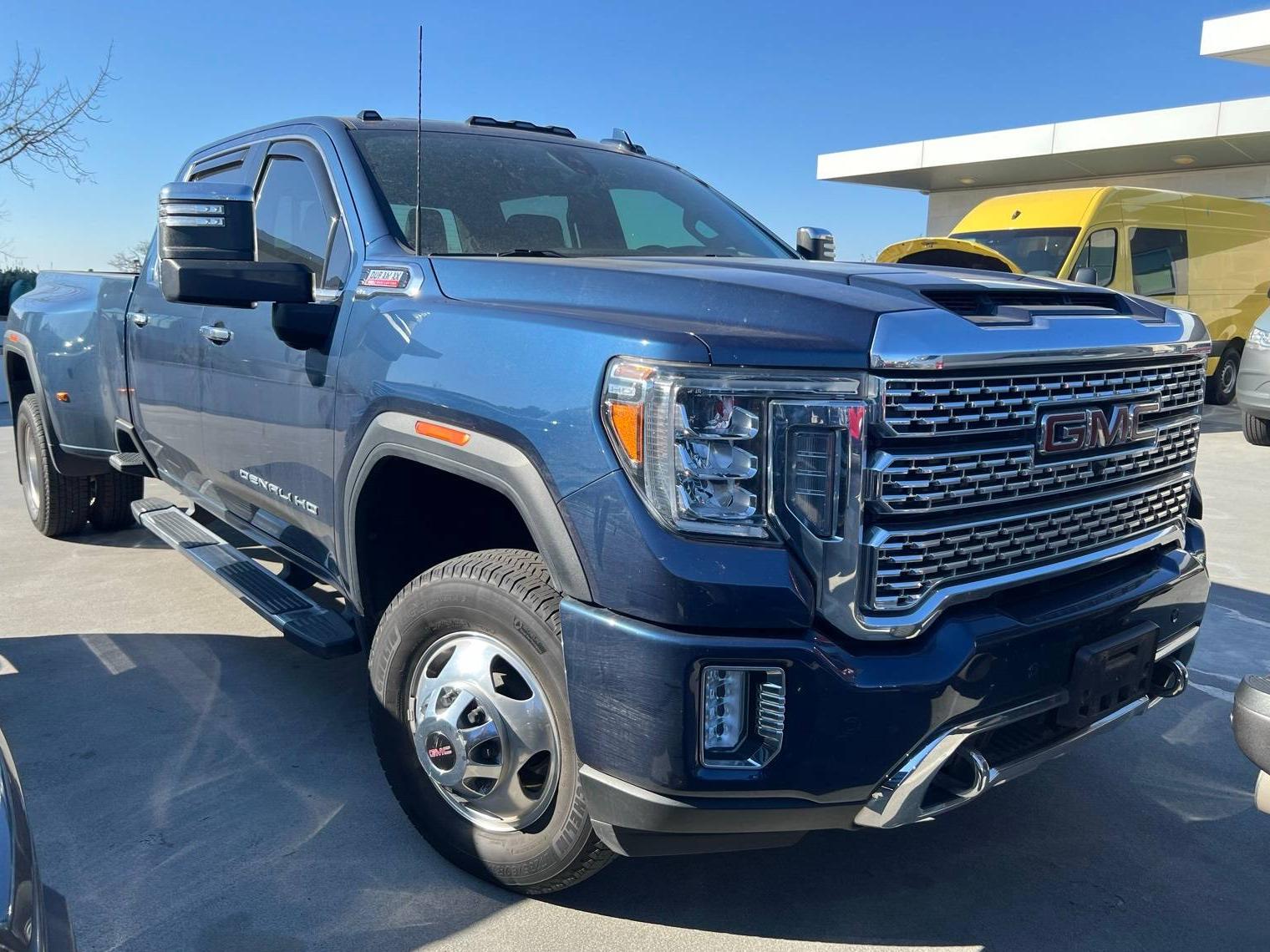 GMC SIERRA 2021 1GT49WEY5MF215059 image