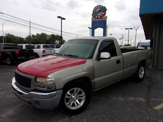 GMC SIERRA 2004 1GTEC14V64Z342529 image