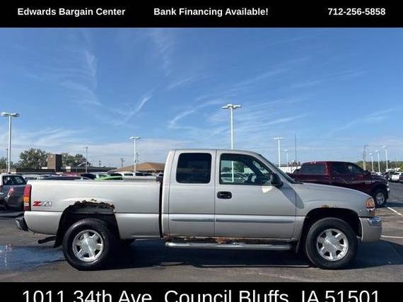 GMC SIERRA 2004 2GTEK19T241128706 image GMC SIERRA 2004 2GTEK19T241128706 image