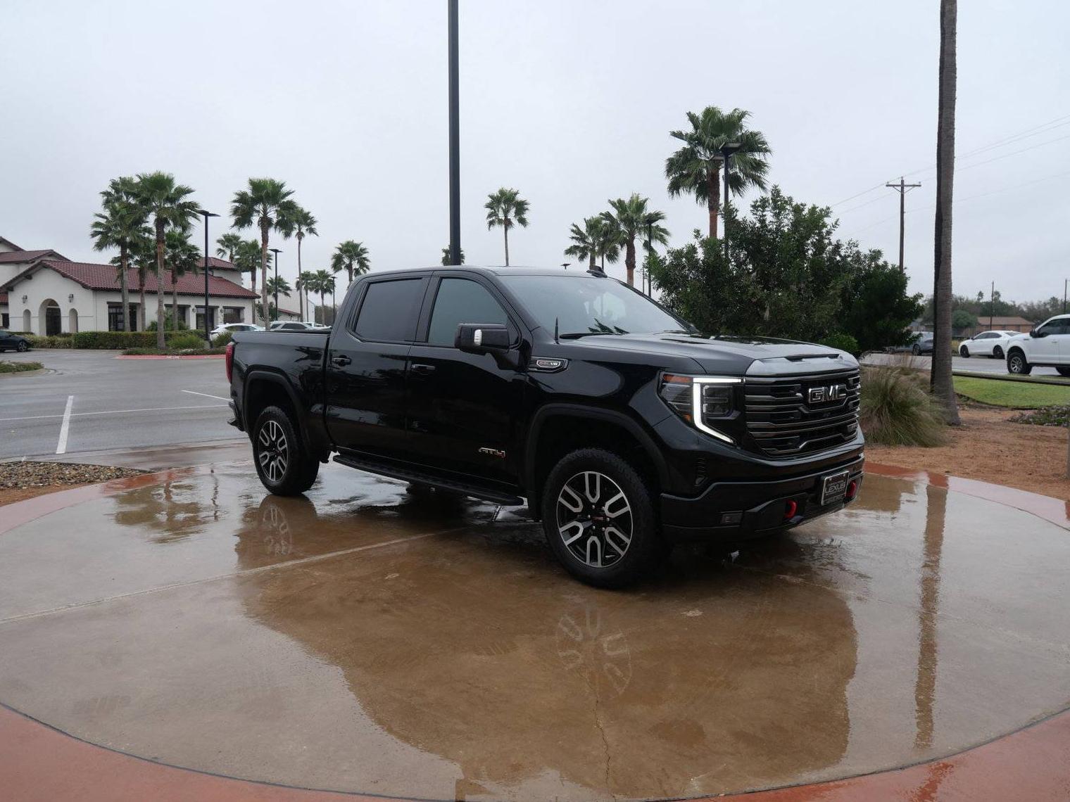 GMC SIERRA 2024 3GTUUEEL5RG231328 image