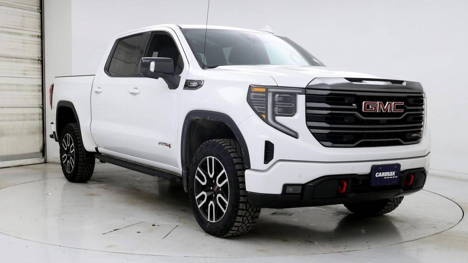 GMC SIERRA 2024 1GTUUEE84RZ221319 image