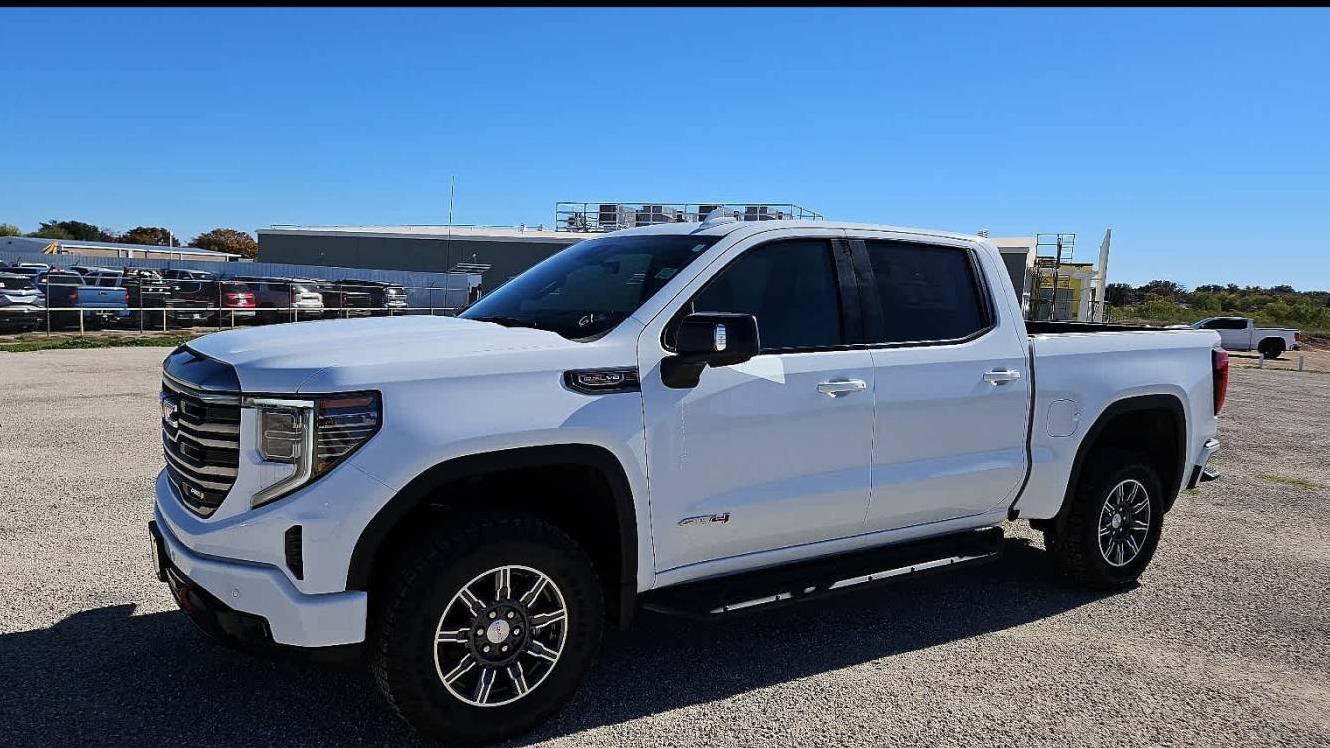 GMC SIERRA 2024 3GTUUEEL7RG101342 image