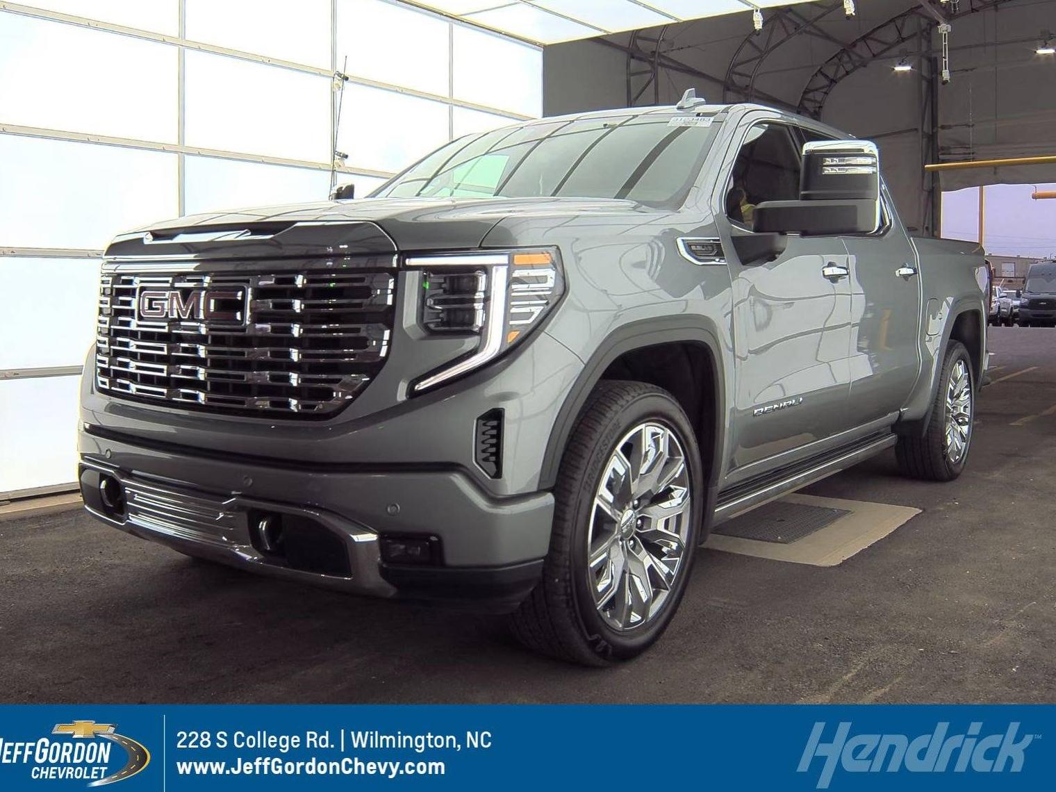 GMC SIERRA 2024 3GTUUGED2RG321136 image