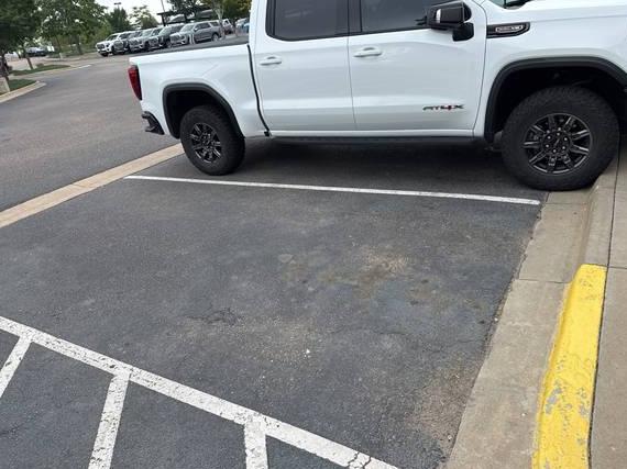 GMC SIERRA 2024 3GTUUFEL4RG336769 image