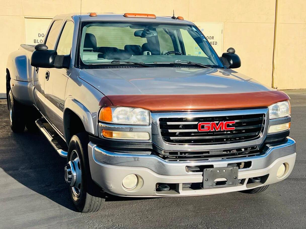 GMC SIERRA 2005 1GTJC33215F869205 image