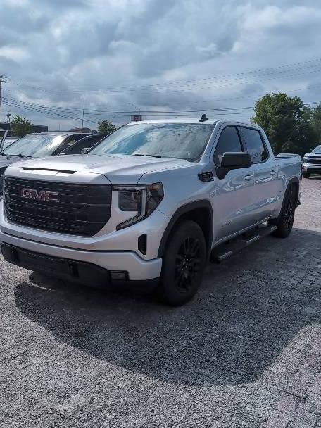 GMC SIERRA 2022 1GTUUCED5NZ578004 image