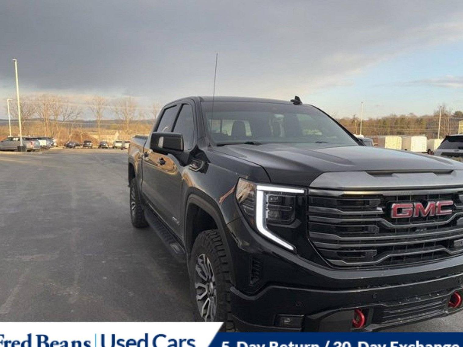 GMC SIERRA 2022 1GTPUEEL1NZ639493 image