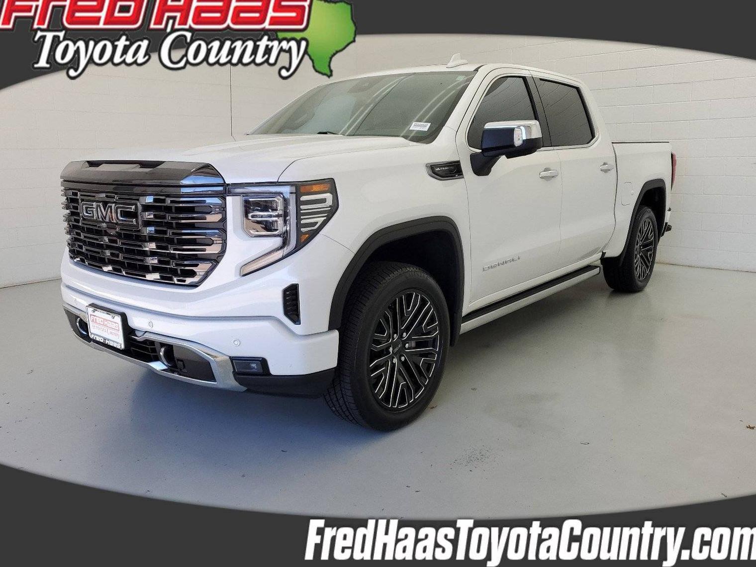 GMC SIERRA 2022 1GTUUHET2NZ642262 image