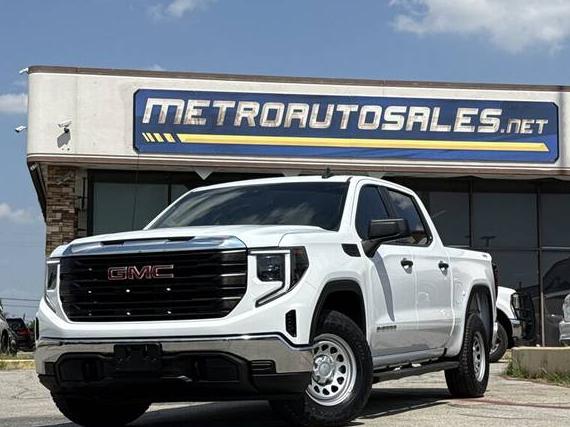 GMC SIERRA 2022 1GTUUAED8NZ594668 image