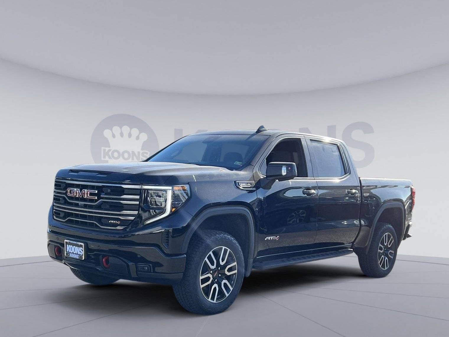 GMC SIERRA 2025 3GTUUEEL0SG103651 image