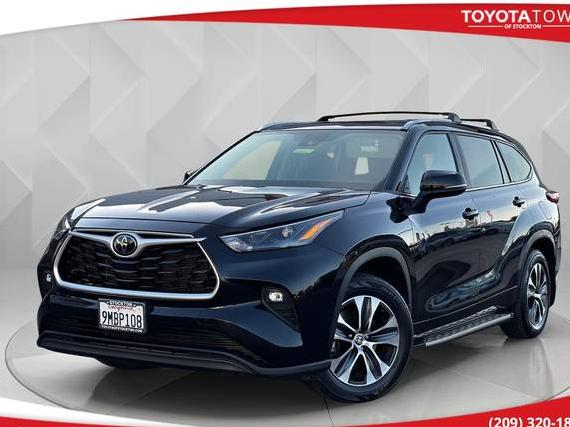 TOYOTA HIGHLANDER 2023 5TDKDRAH2PS515580 image