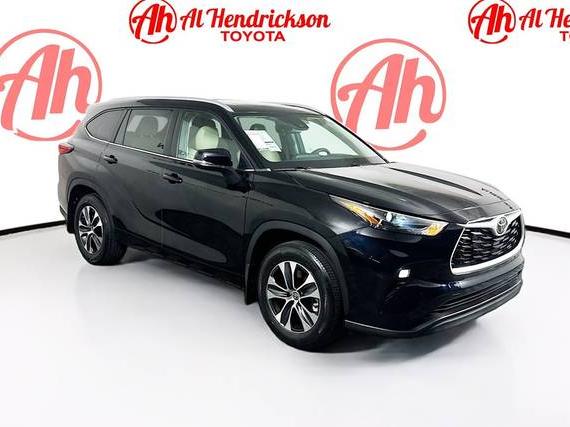 TOYOTA HIGHLANDER 2023 5TDKDRAH3PS039775 image