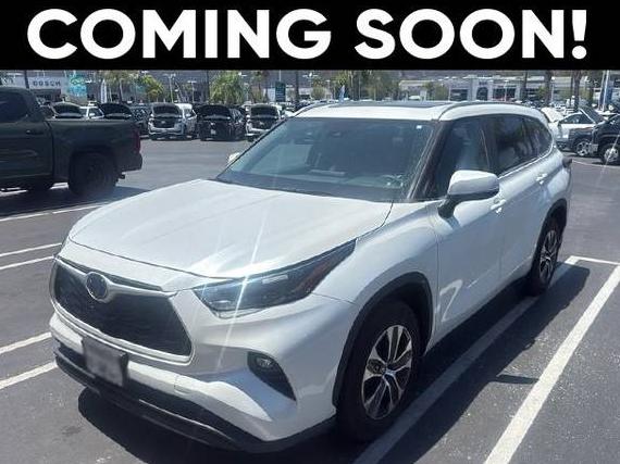TOYOTA HIGHLANDER 2023 5TDKDRAH5PS020130 image