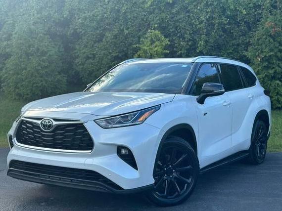 TOYOTA HIGHLANDER 2023 5TDKDRAH0PS002747 image