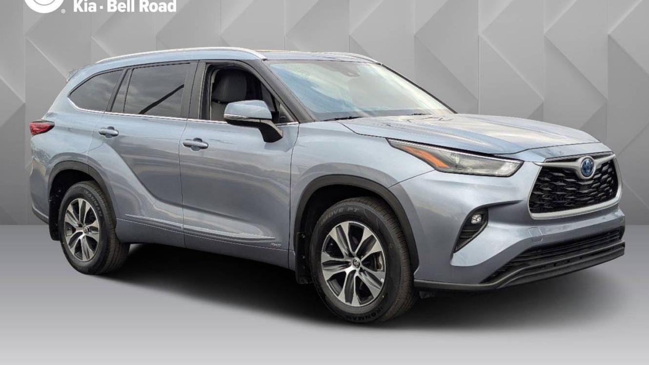 TOYOTA HIGHLANDER 2023 5TDKBRCHXPS565274 image