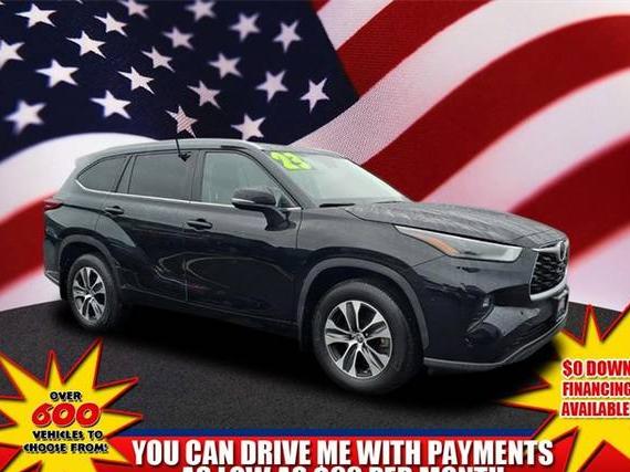 TOYOTA HIGHLANDER 2023 5TDKDRBH9PS030772 image