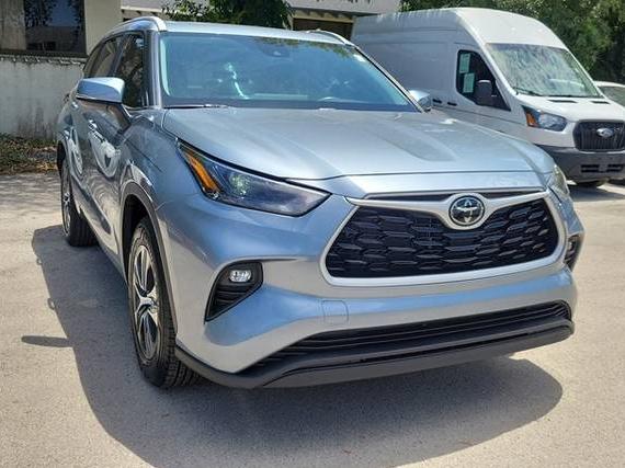 TOYOTA HIGHLANDER 2023 5TDKDRAH9PS511395 image