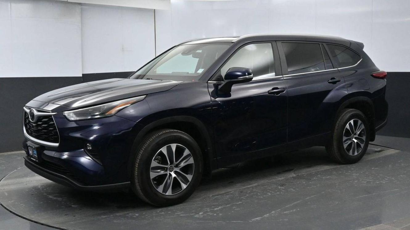 TOYOTA HIGHLANDER 2023 5TDKDRBH1PS019278 image