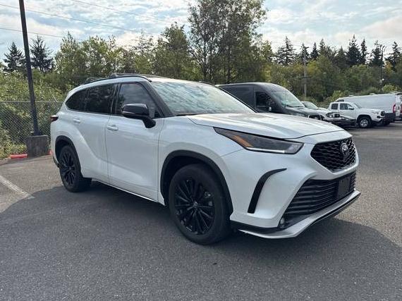TOYOTA HIGHLANDER 2023 5TDKDRBH3PS512234 image