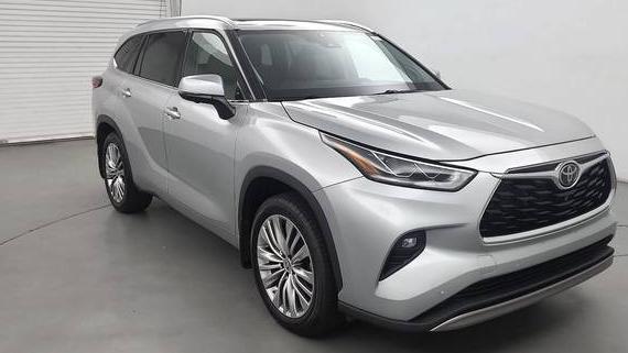 TOYOTA HIGHLANDER 2023 5TDKDRBH3PS506496 image
