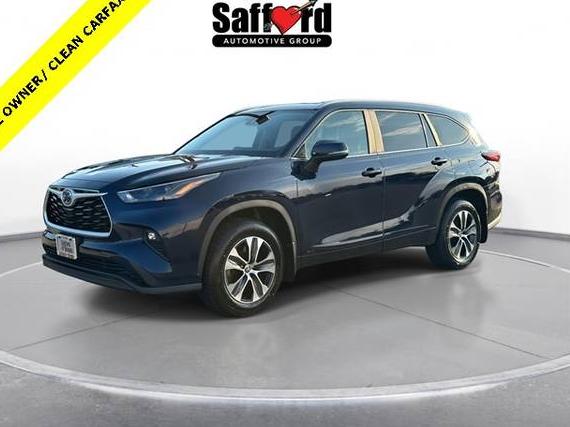 TOYOTA HIGHLANDER 2023 5TDKBRCHXPS106858 image
